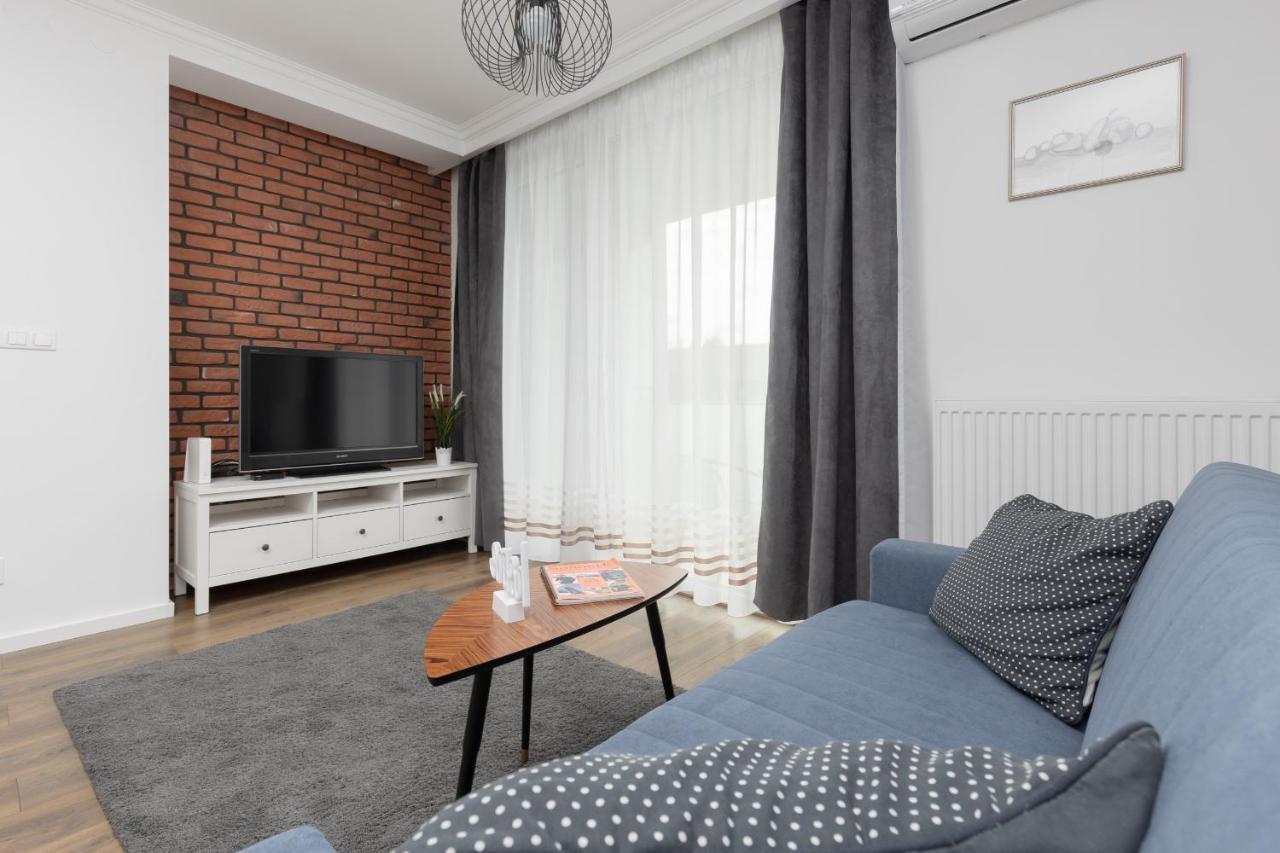 Warsaw Ursynow Apartment With Balcony By Noclegi Renters Exterior photo